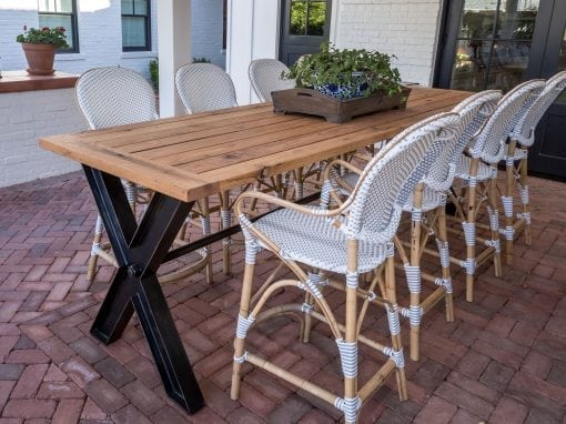 Blomo Outdoor Table