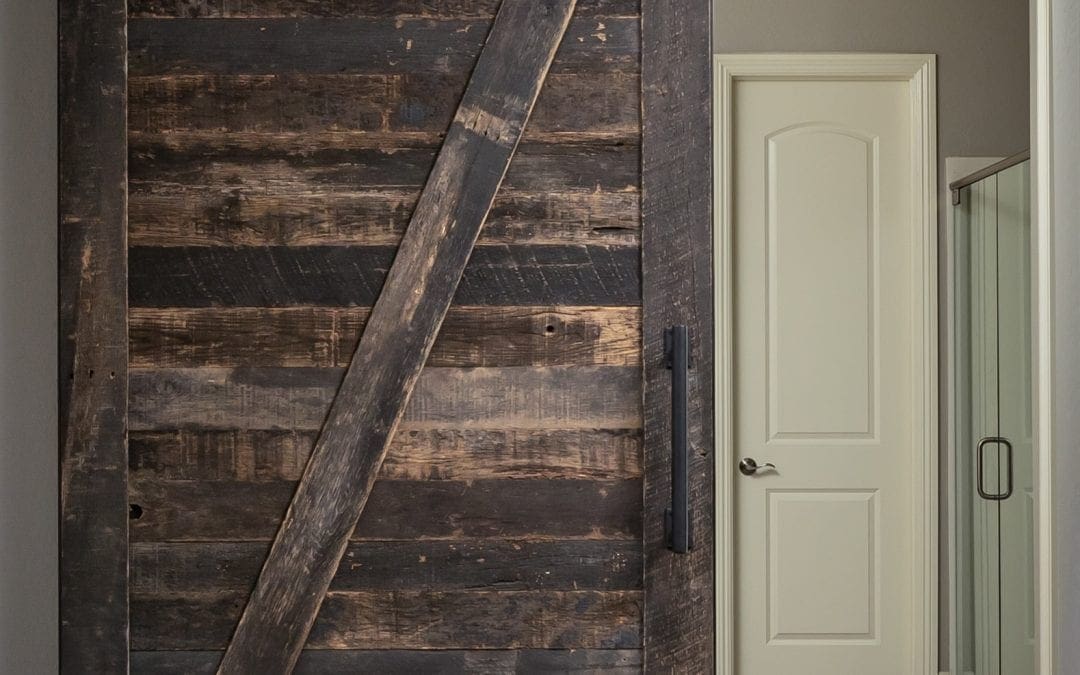 Master Bedroom Speckled Black Sliding Door