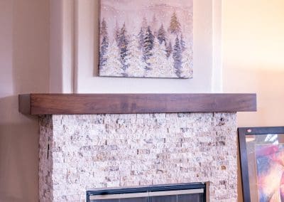 Wanut Mantel