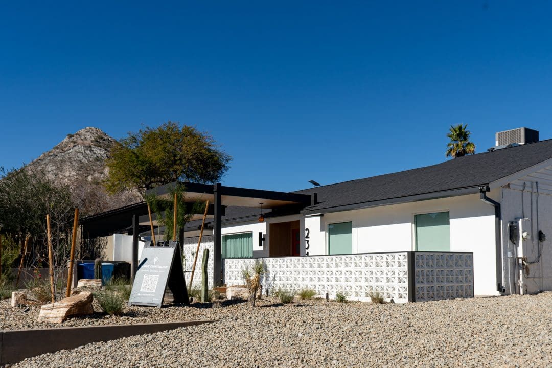 Phoenix Breeze Block Wall